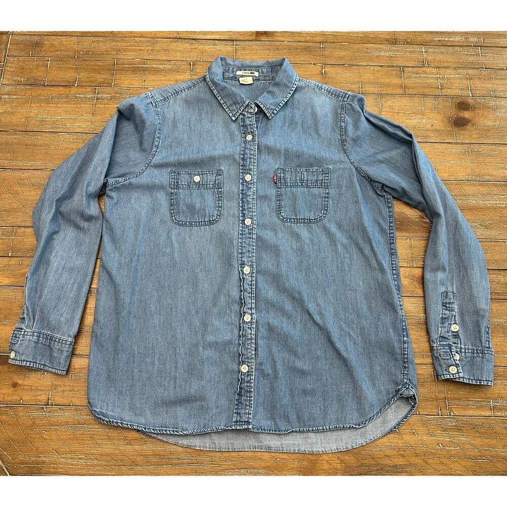 Levi's Women's Medium Chambray Denim Button Front Shirt Long Sleeve Western